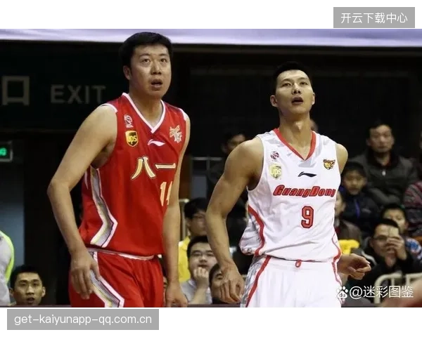 昔日NBA第一中锋总被拿来和易建联比——他们背后的传奇与遗产
